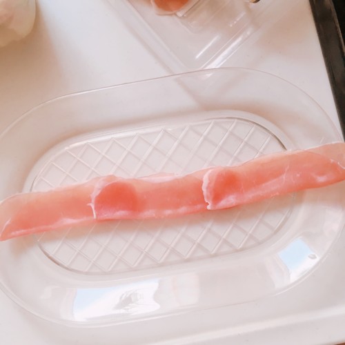 生ハムでお花の形の作り方の画像